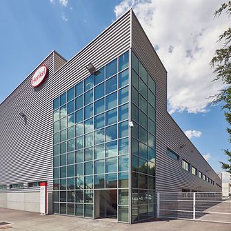 henkel-iberica-operations-b