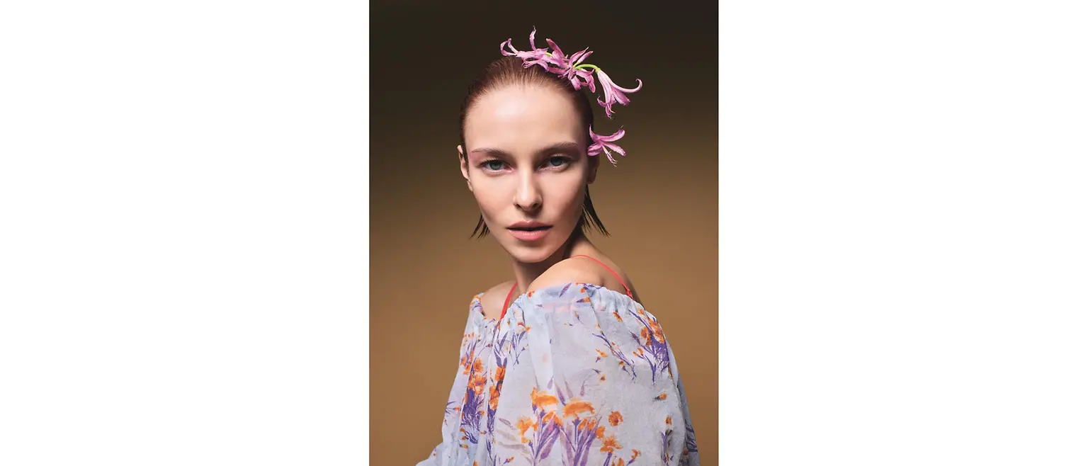 ESSENTIAL LOOKS LET IT BLOOM