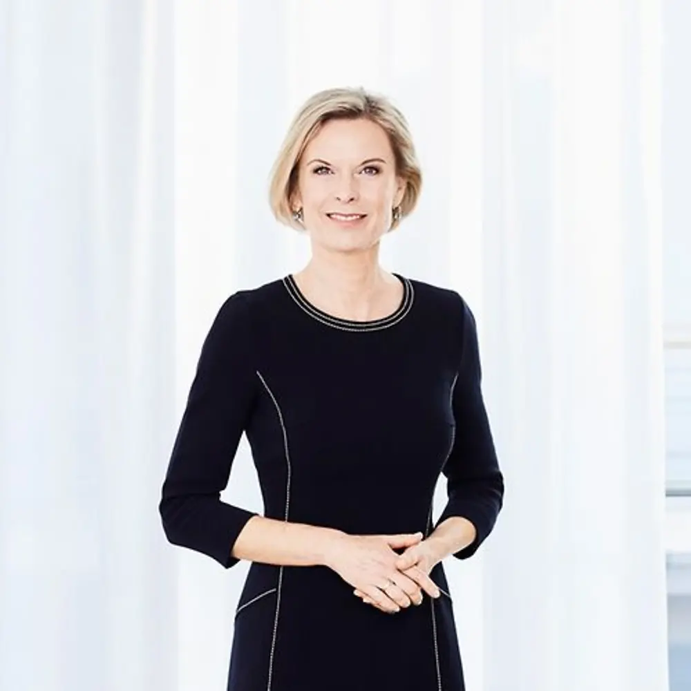 Dra Kathrin Menges