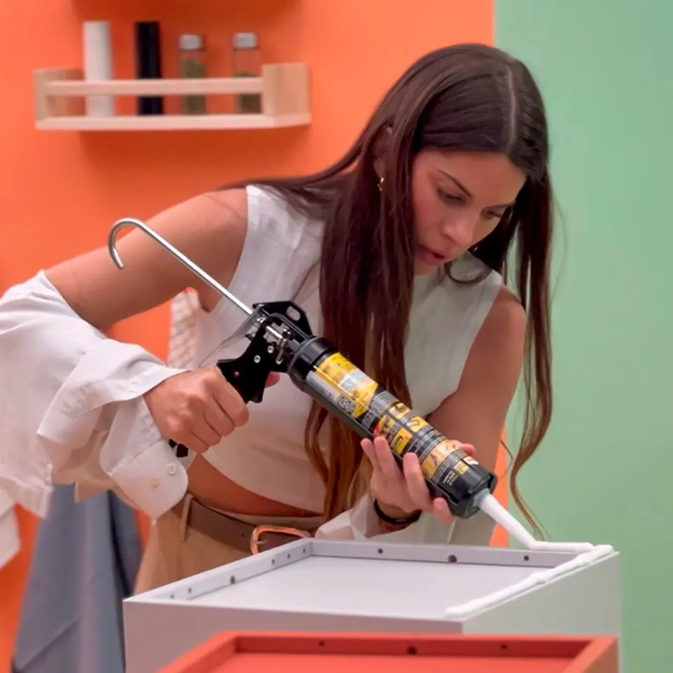 Campaña Pattex No Más Clavos