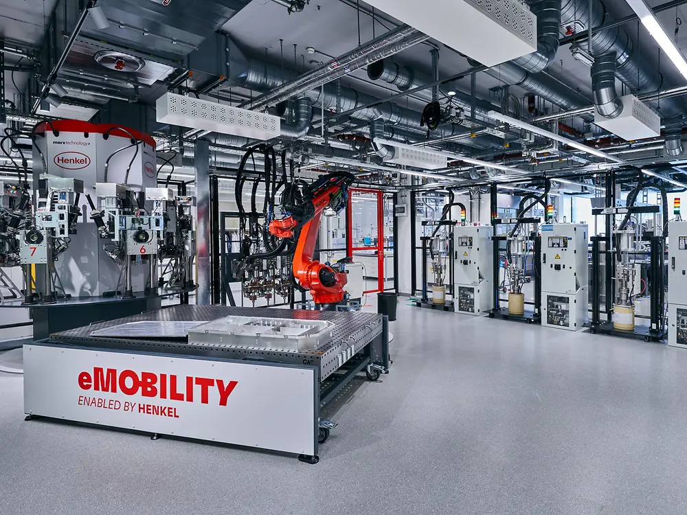 
Henkel’s Battery Engineering Center has been specifically designed and equipped to serve as an innovation hub for EV battery technology.