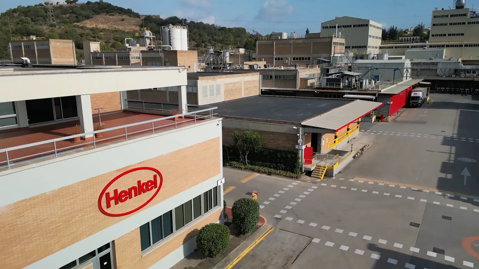 La planta de Henkel Ibérica, desarrollo económico sostenible en la España rural