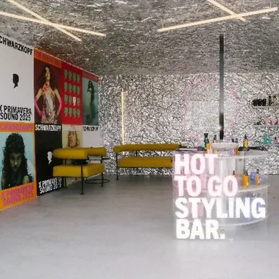 Schwarzkopf Pop-Up Salon interior en Primavera Sound Barcelona 2025