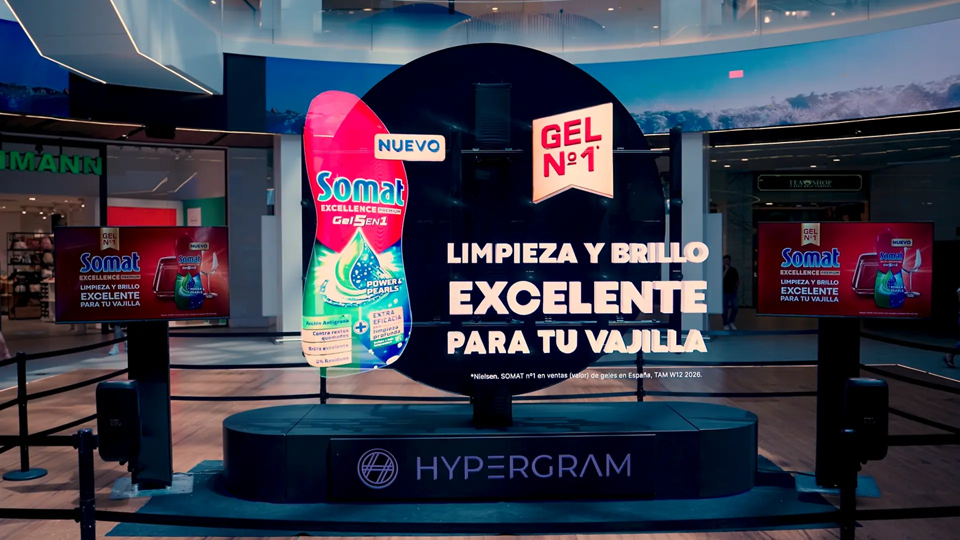 Experiencia holográfica de Somat con tecnología HyperGram Experience.