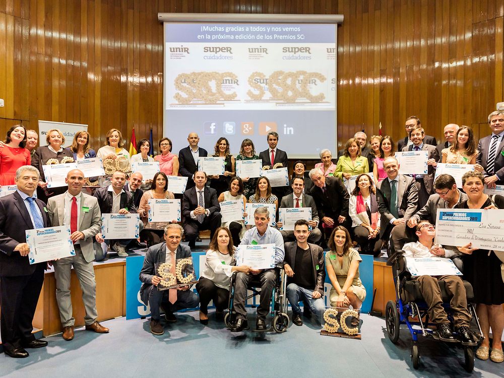 
Ganadores y finalistas de la III Edición de los Premios SUPER Cuidadores