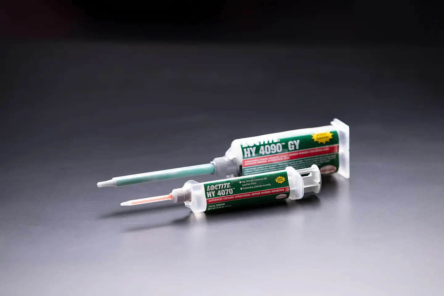 Los Adhesivos Universales Estructurales de LOCTITE combinan resistencia, velocidad y durabilidad gracias a su tecnología híbrida patentada.